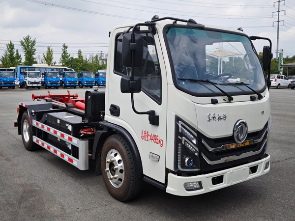 程力東風(fēng)5噸純電動車廂可卸式垃圾車